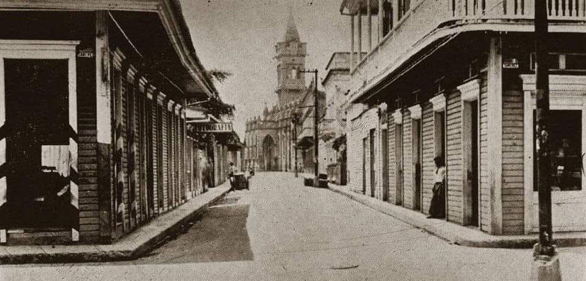 Calle Anacaona Moscoso.